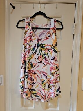 NWT Lane Bryant White Tank Top with Pink, Yellow, Green and Blue Leaf Print.